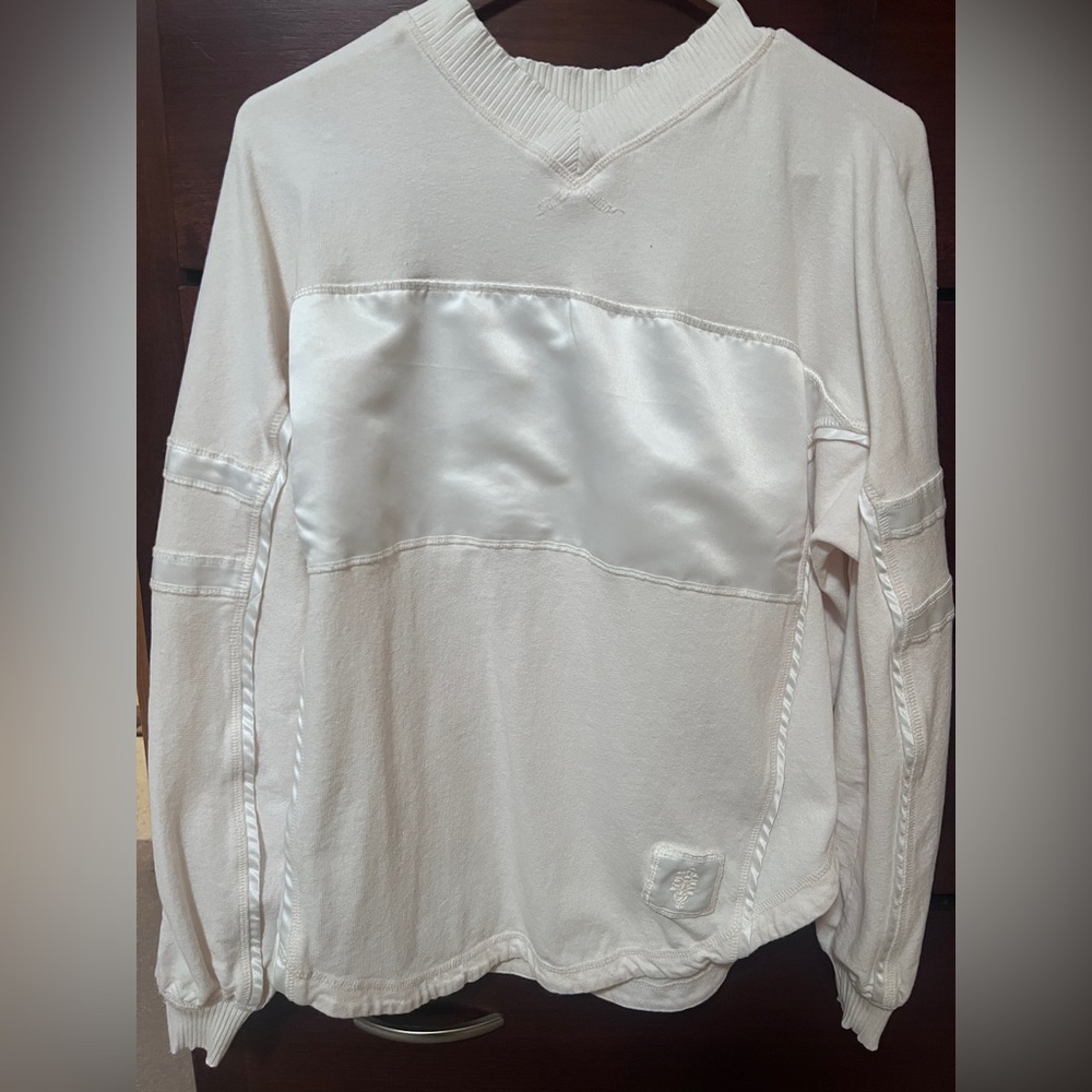Free People Cream and White Sweatshirt